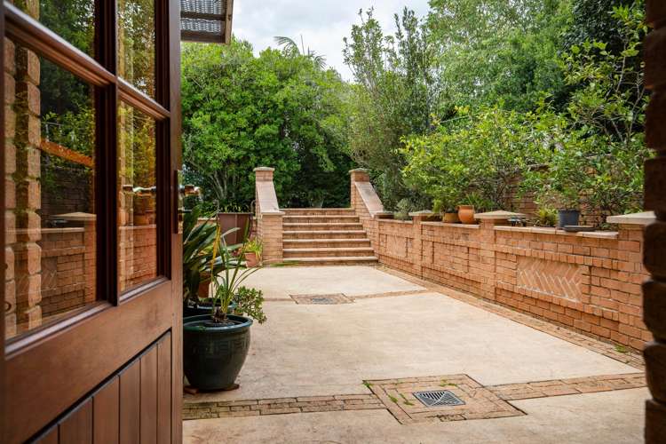 4-6 Moreton Bay Avenue Tamborine Mountain_29