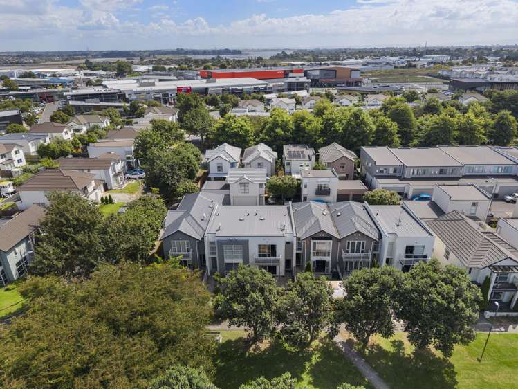 59 Phar Lap Crescent Takanini_10