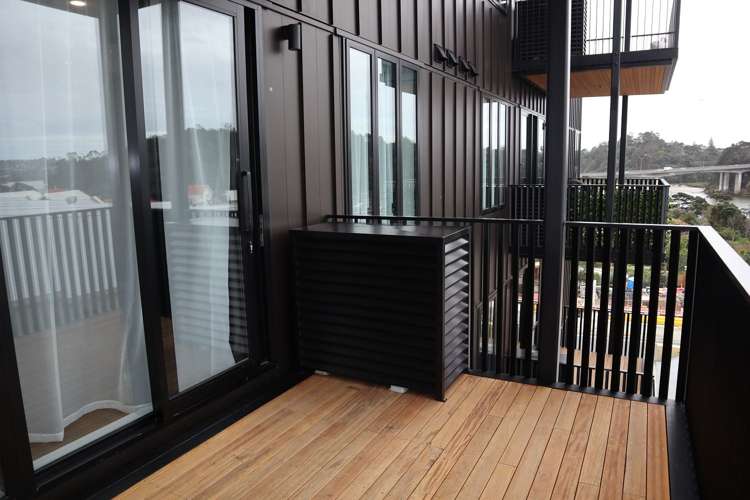 404/2 Launch Road Hobsonville_16