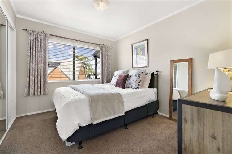 56 Saint Annes Crescent Wattle Downs_7