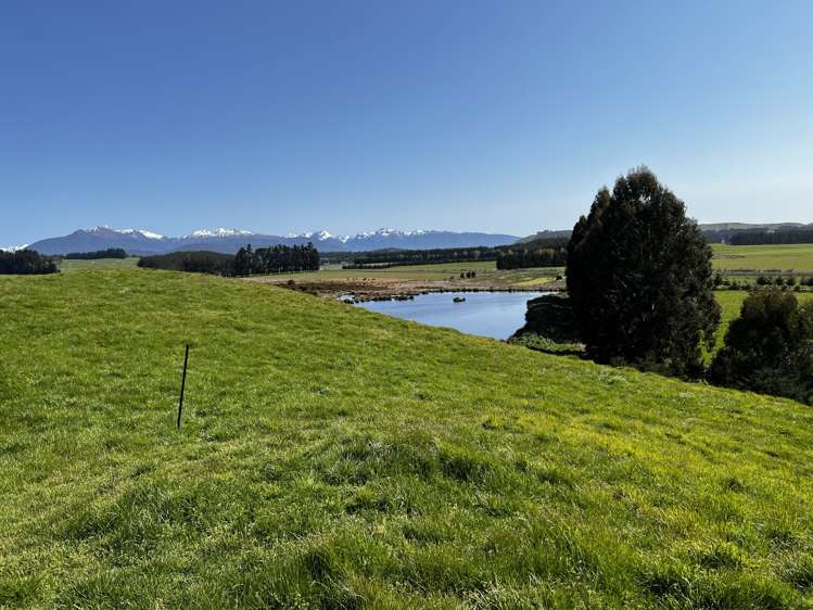 1398 Ramparts Road Manapouri_18