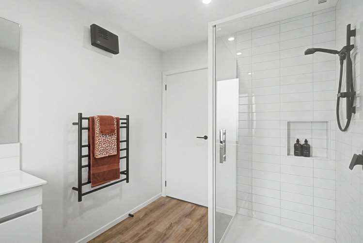 156 Kew Road Kew_17