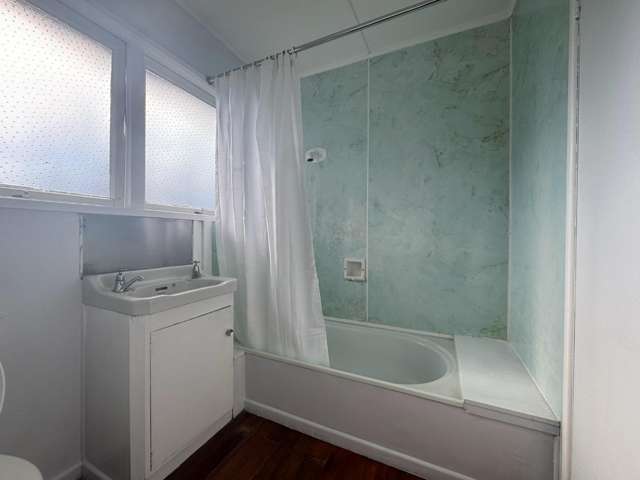 10A Silverstream Road 11600_4