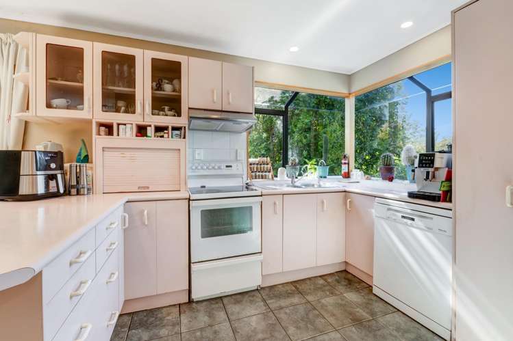 59 Unsworth Drive Unsworth Heights_9