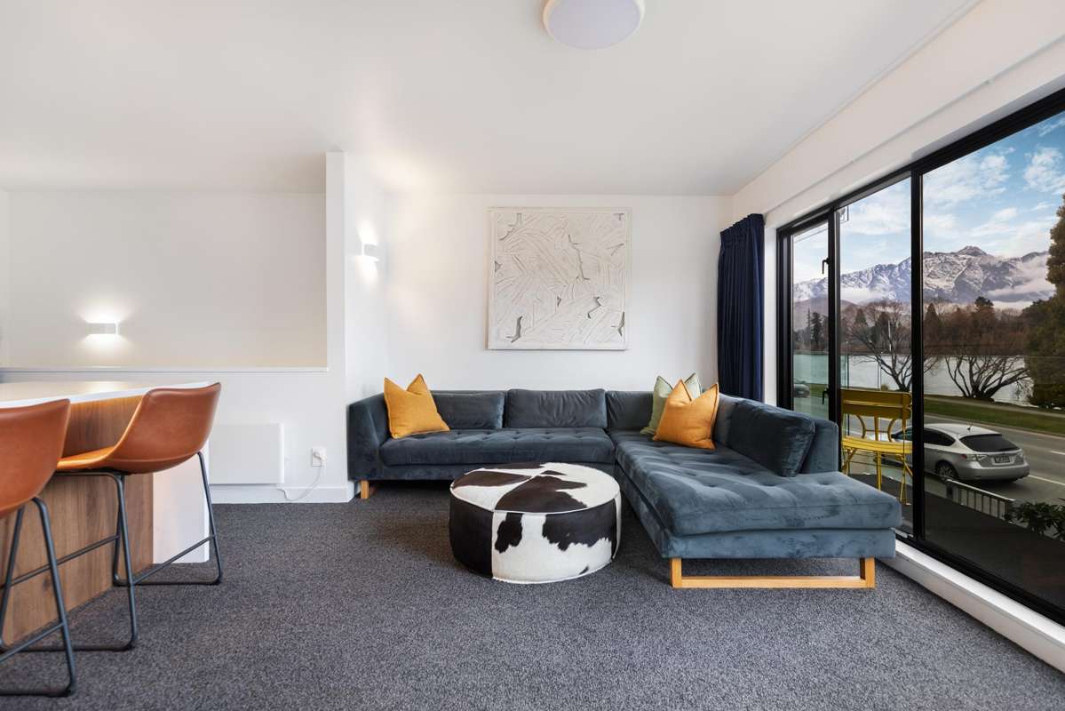 Unit 3, 20-26 Lake Esplanade_2