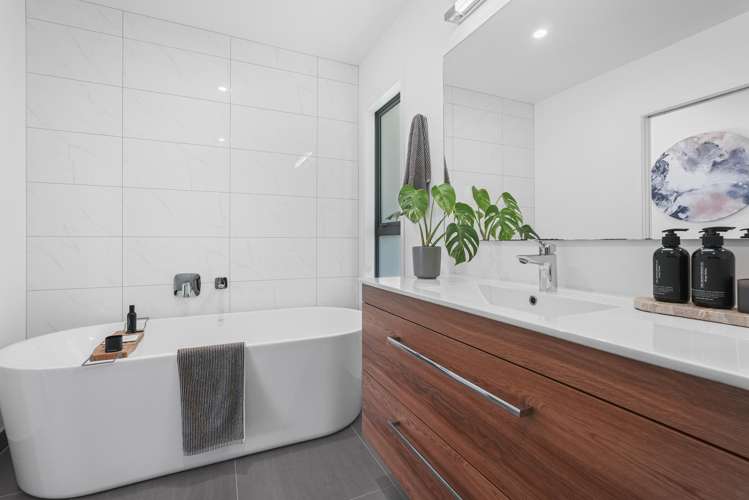 17 Mcclintock Road Massey_14