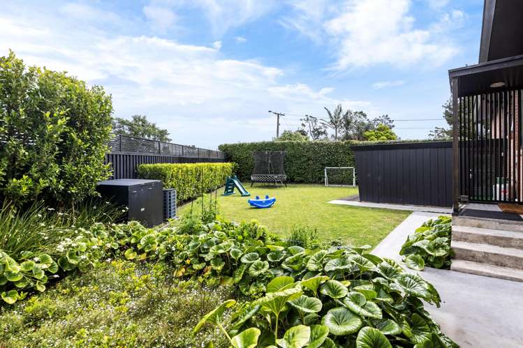 56 Covil Avenue Te Atatu South_7