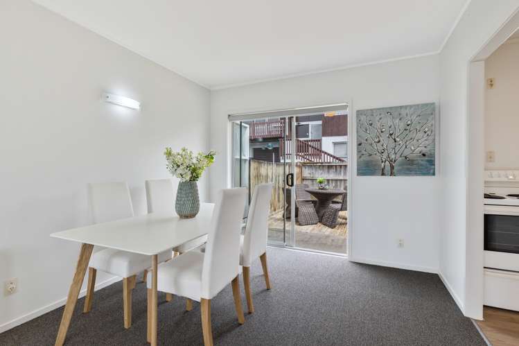 2/2 Quebec Road Milford_4