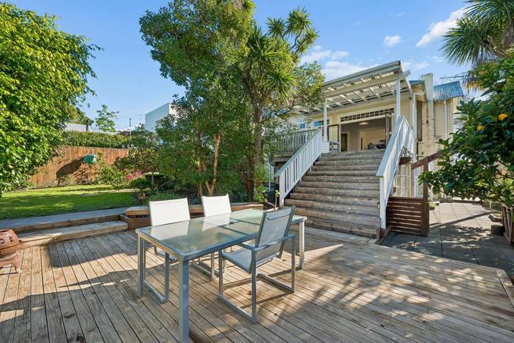 5 Allenby Avenue Devonport_27