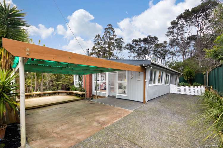 13 Beverly Place New Lynn_0