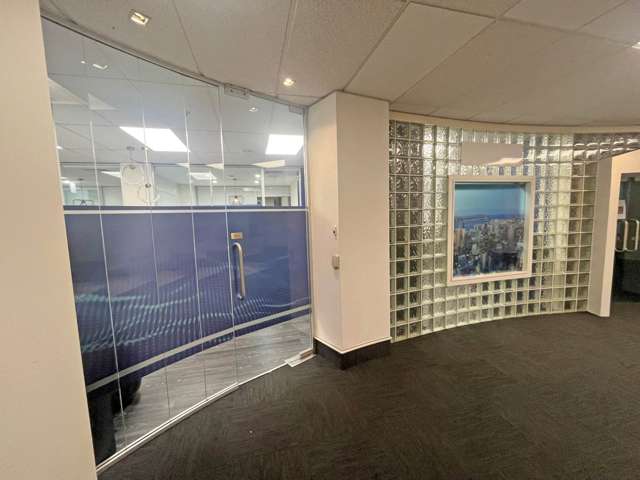 MODERN OFFICE GEM IN THE HEART OF MANUKAU CBD