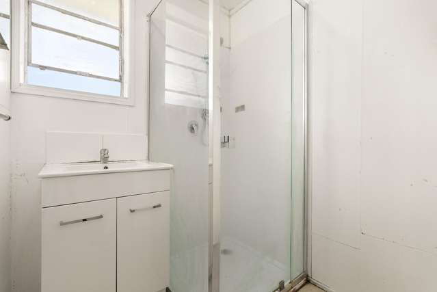 5 Leonard Place Otara_4