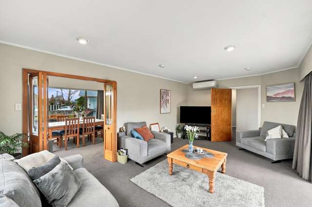 34 Wychwood Crescent Bishopdale_3