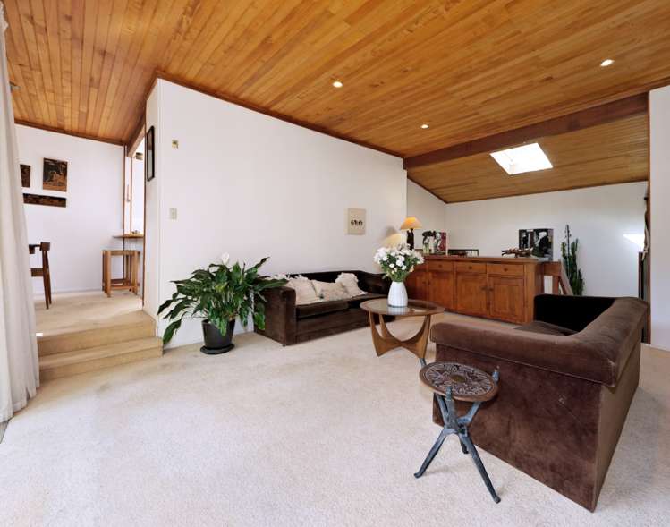 208 Golf Road Titirangi_12