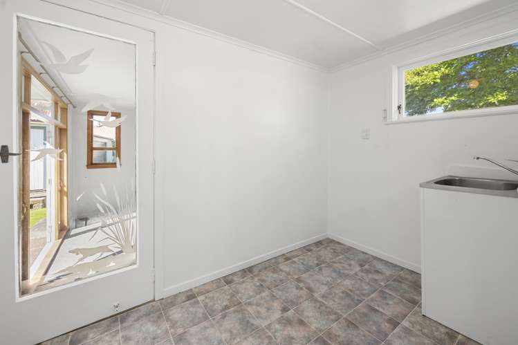 216 Mangaroa Street Tokaanu_13