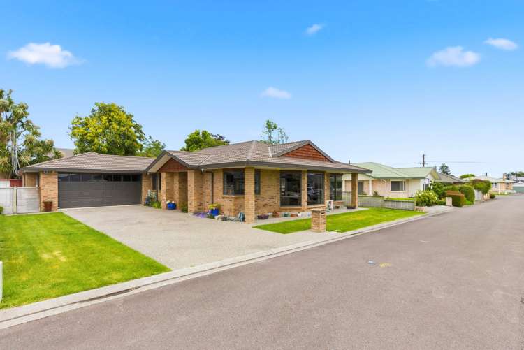6 Campbell Grove Levin_8