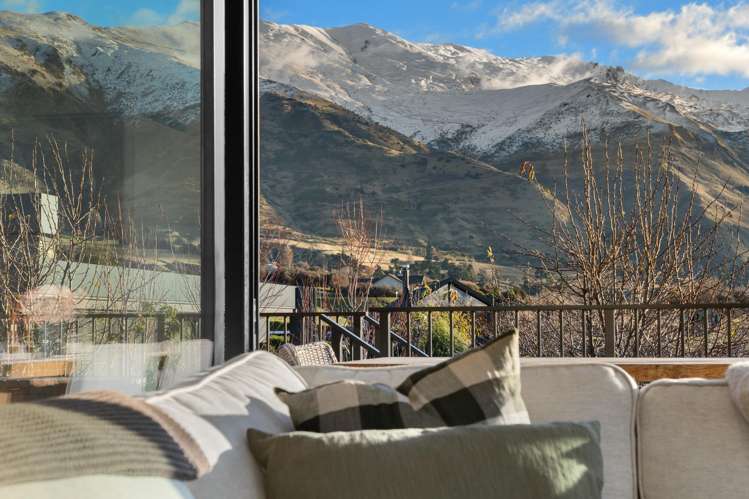 71 West Meadows Drive Wanaka_21