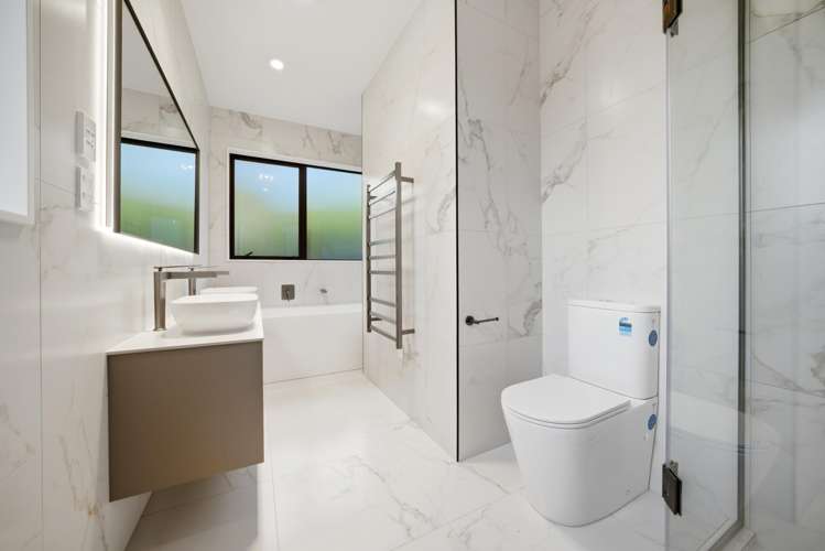 18 Rongoa Maori Way Pukekohe_9