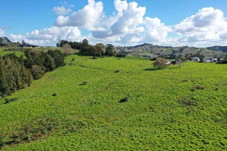 59 Griffin Road Maungaturoto_17