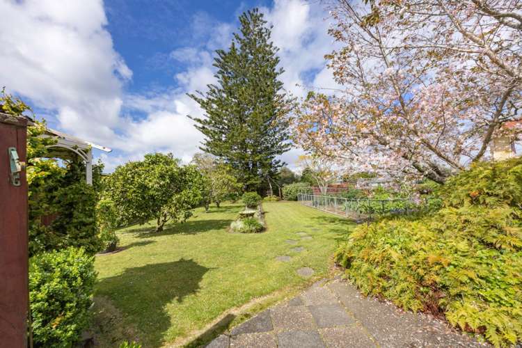 25 Margan Avenue New Lynn_9
