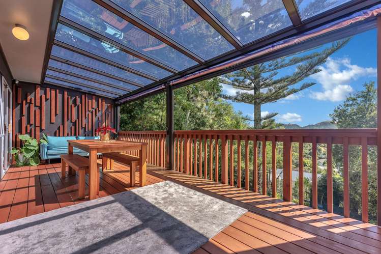 61 Hillcrest Road Hatfields Beach_1