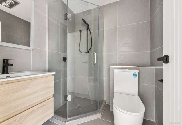 8/6 Williams Avenue Pakuranga_3