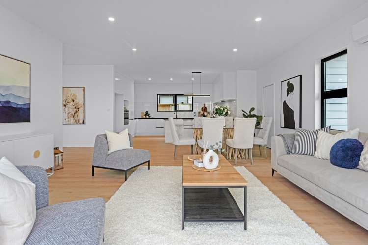 4 Korowhiti Road Clarks Beach_11