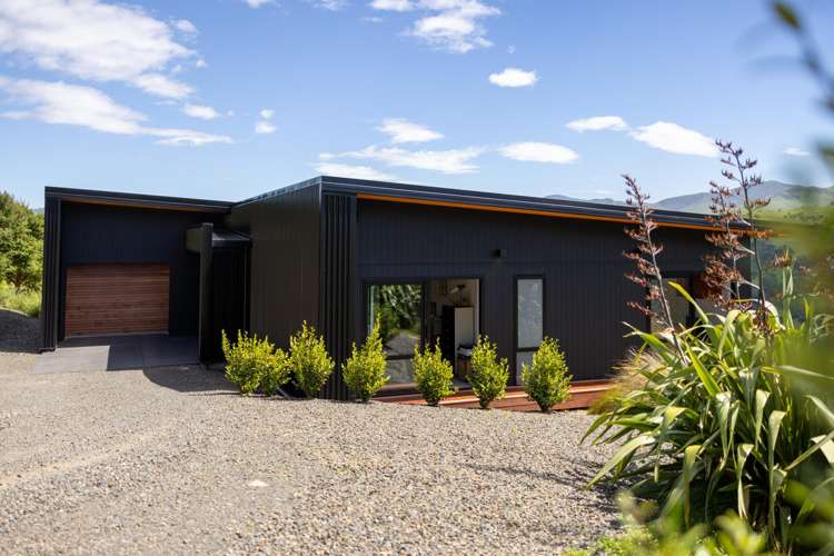 49 Long Bay Road Takamatua_39