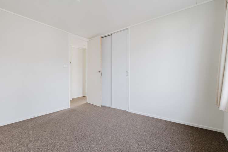 15 Russell Street Marton_10