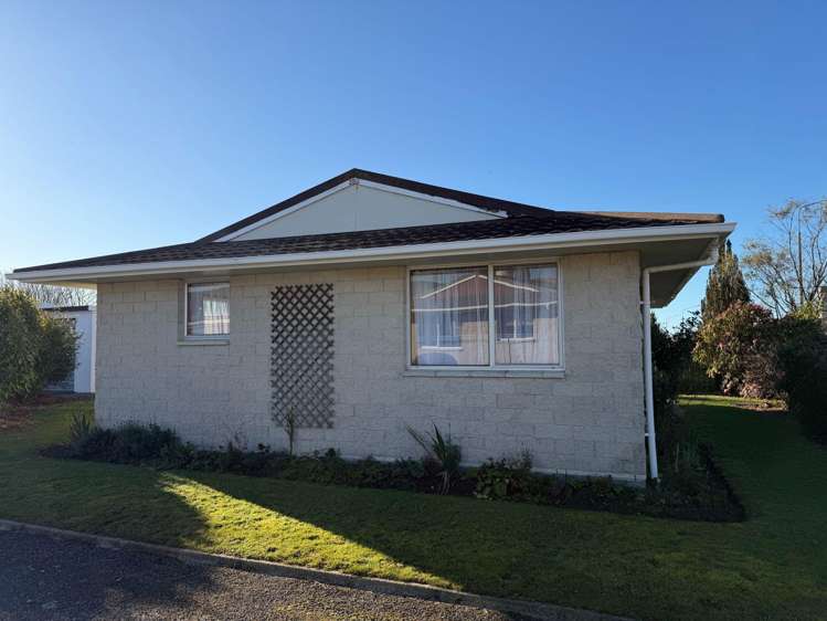 146 Queen St Waimate_13