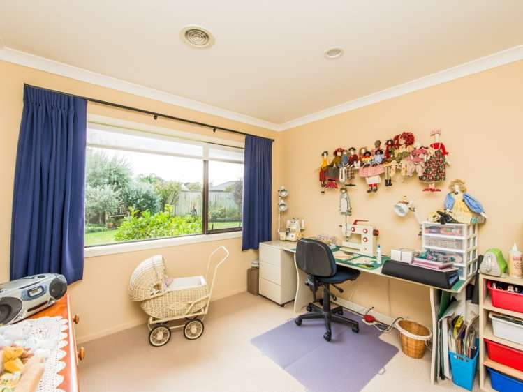 13 Gilligan Close College Estate_21