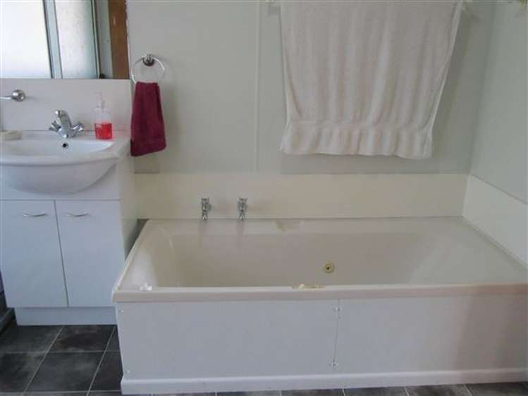 14a Islington Terrace Waihi_11