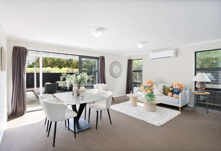 16 Waiarohia Place Hobsonville_3