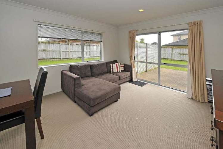 14 Fergy Crescent Wattle Downs_12