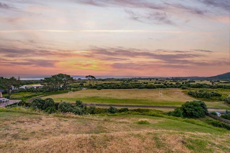 381 Motutara Road Muriwai_1