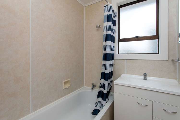 19 Avro Crescent Hornby_9