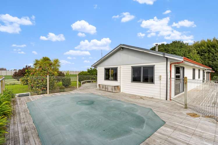 385 Bushmere Road Hexton_10