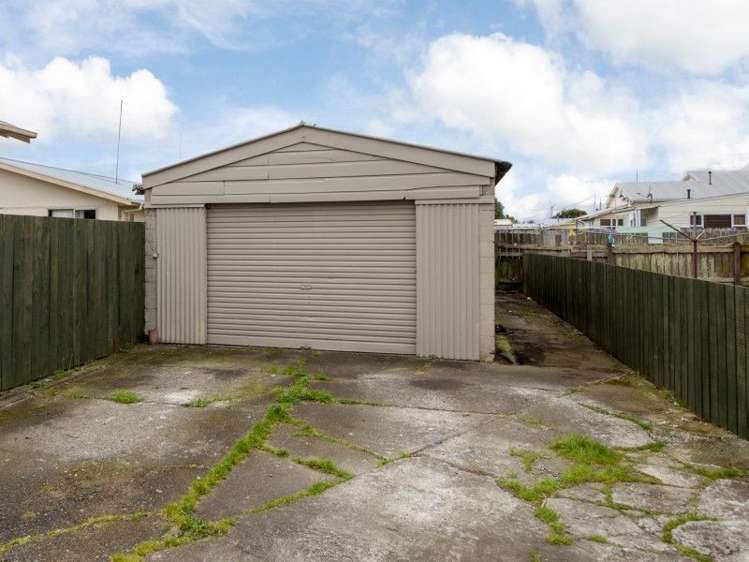 209 Ferguson Street Palmerston North Central_28