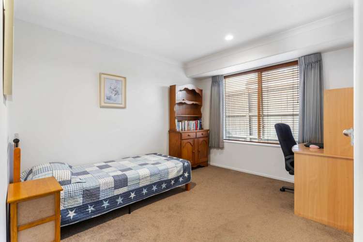 11 Elwyn Close Flat Bush_15