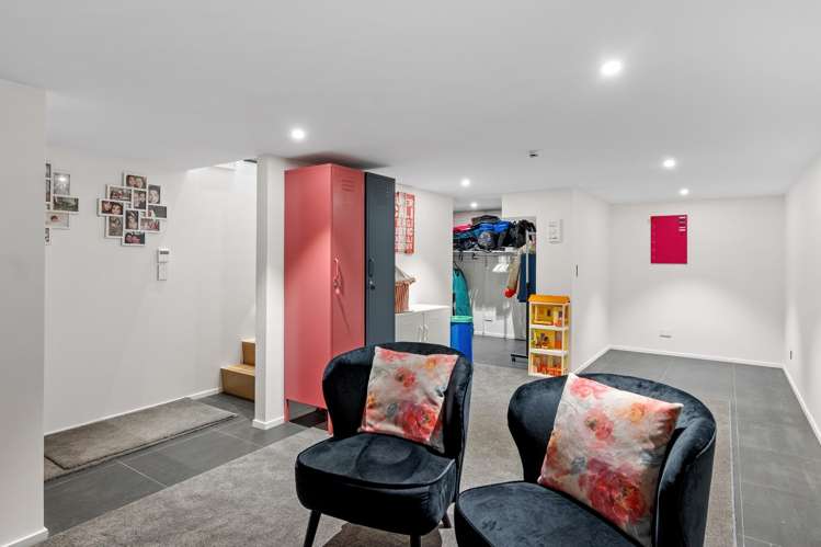 7 Helmores Lane Merivale_34