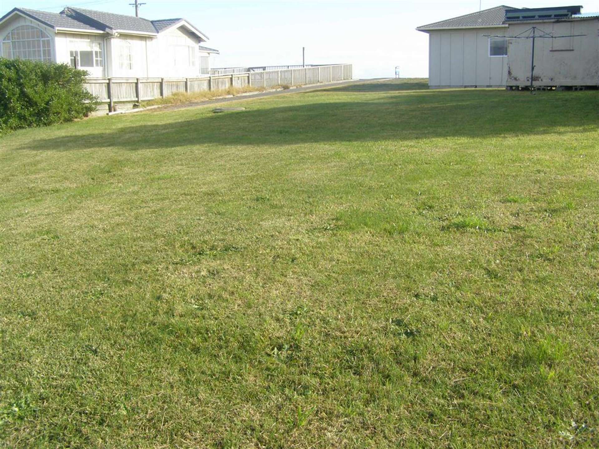 66b Marine Parade Otaki Beach_0