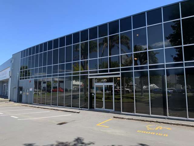 Well Appointed Office | 175m2 | Rosebank Road