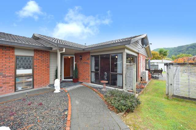 27 Memphis Grove Totara Park_3