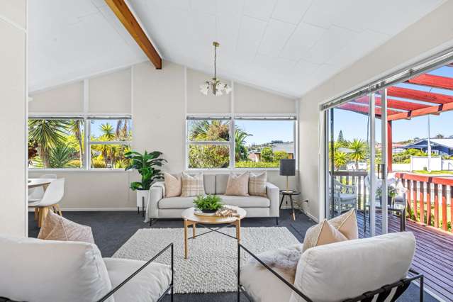35 Fairway Avenue Red Beach_3