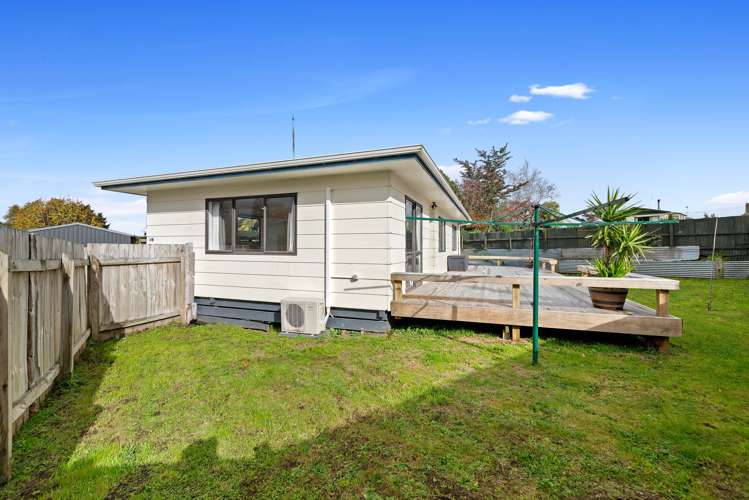 28a Grayson Avenue Mangakakahi_18