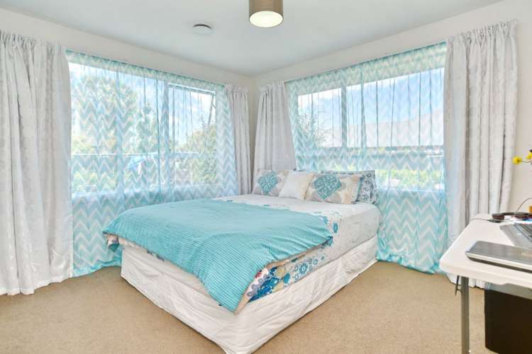 2/25 Blighs Road Strowan_11