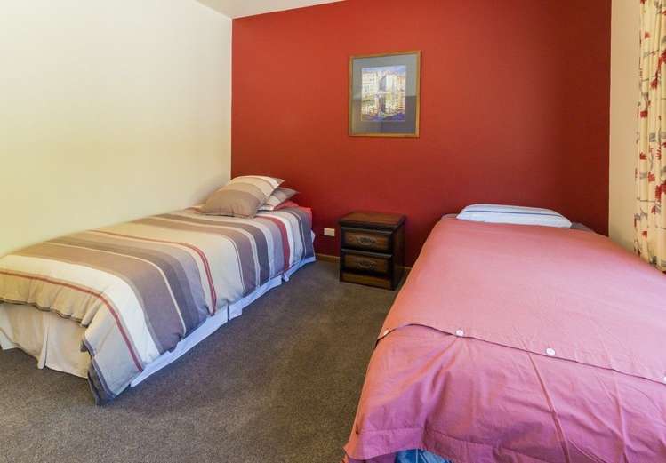 5 Oakwood Place Wanaka_16