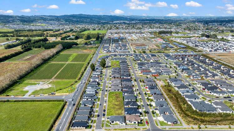 32 Sapwood Crescent Takanini_5