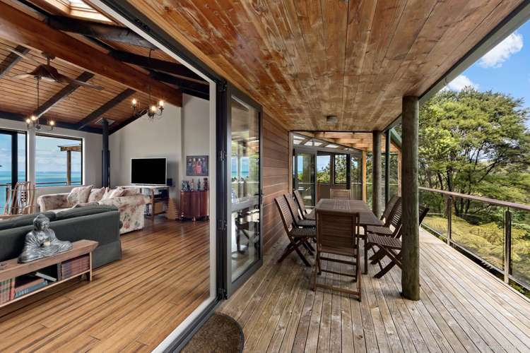 26 Takahe Road Titirangi_7