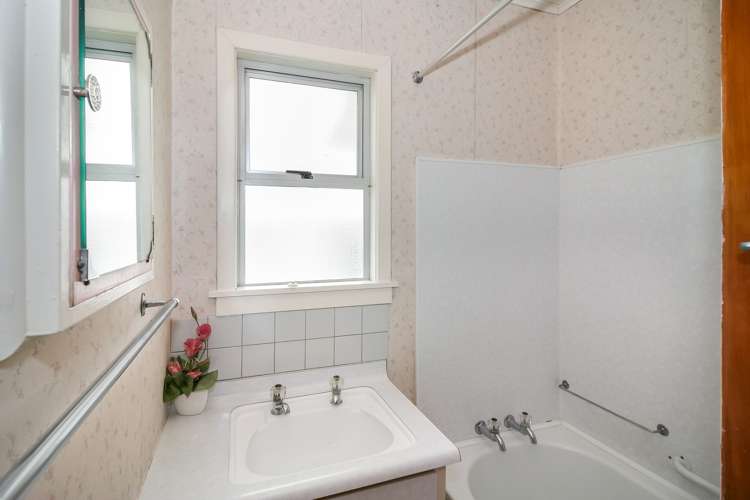 15 Turakina Street Merrilands_11